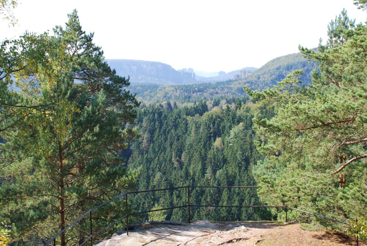 Fh Am Osterbrunnen Hotel Hinterhermsdorf Bagian luar foto
